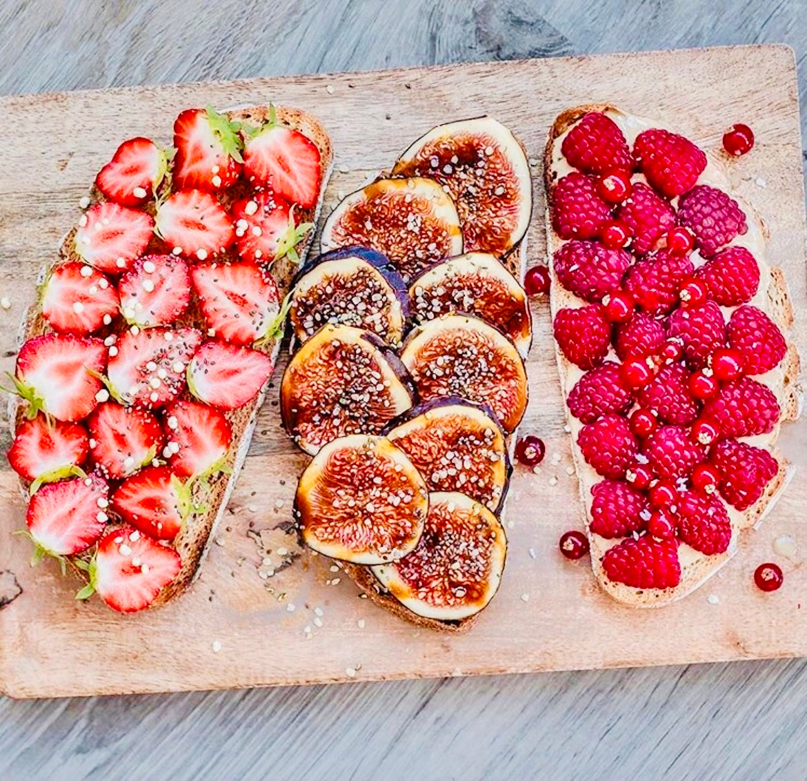 Focaccia with fruit